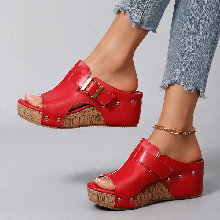 Sandales femme plateforme confort avec boucle style slip-on