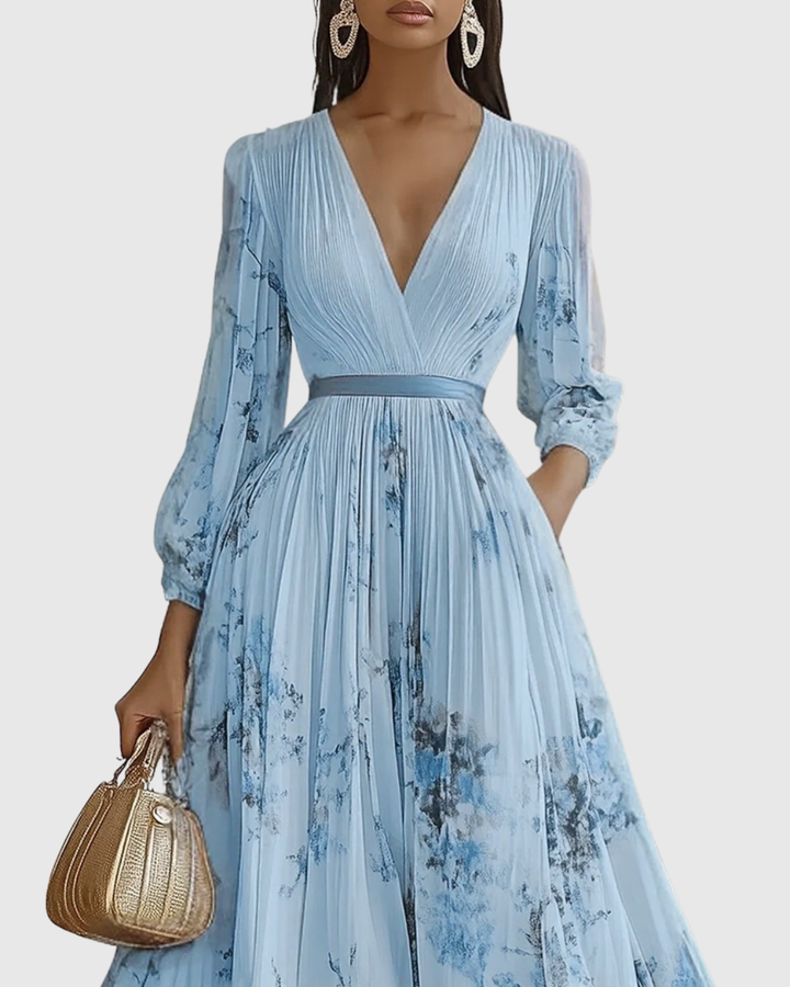 Robe midi florale femme bleue avec encolure en V et taille nouée, vue de face