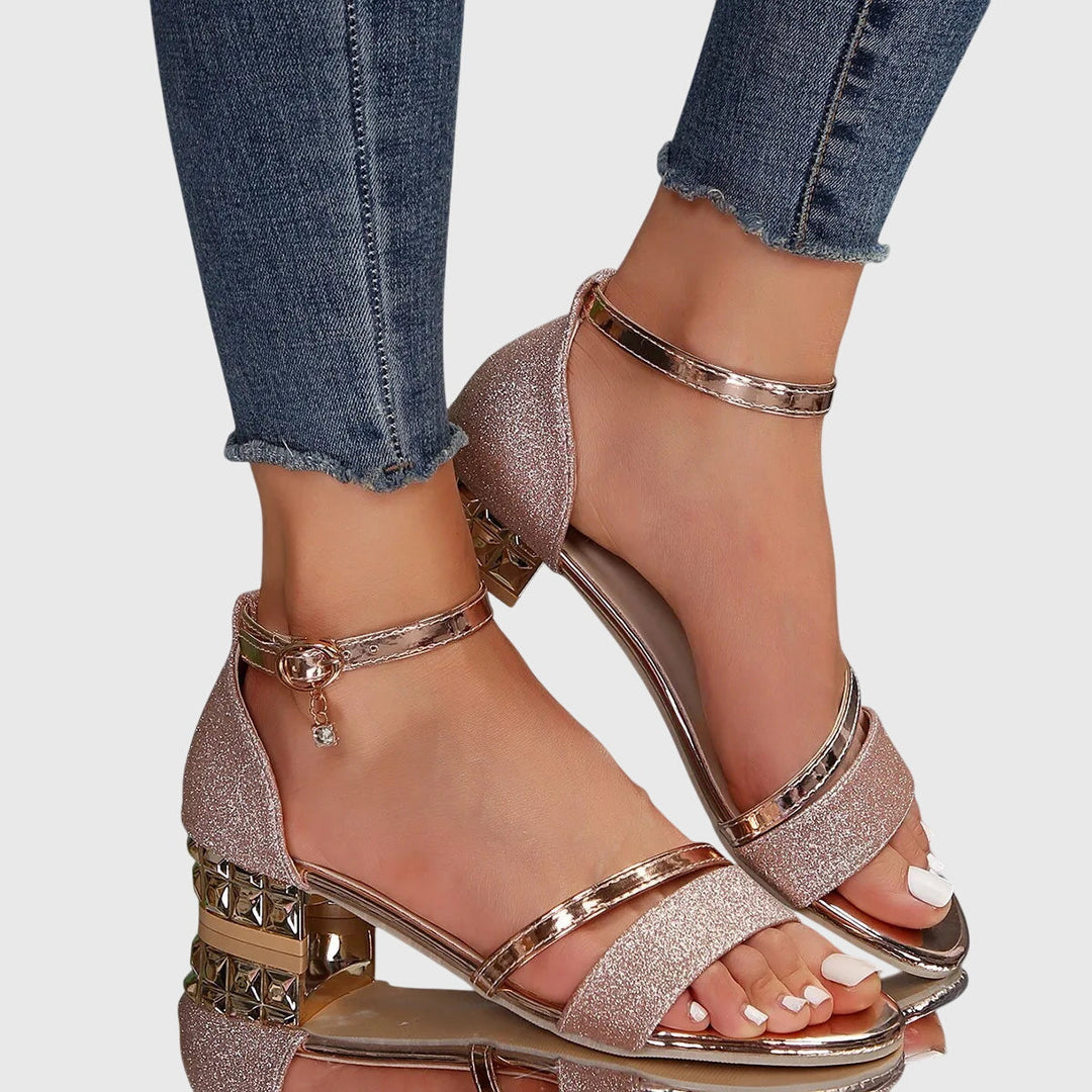 Sandale femme talon carré or rose, vue portée