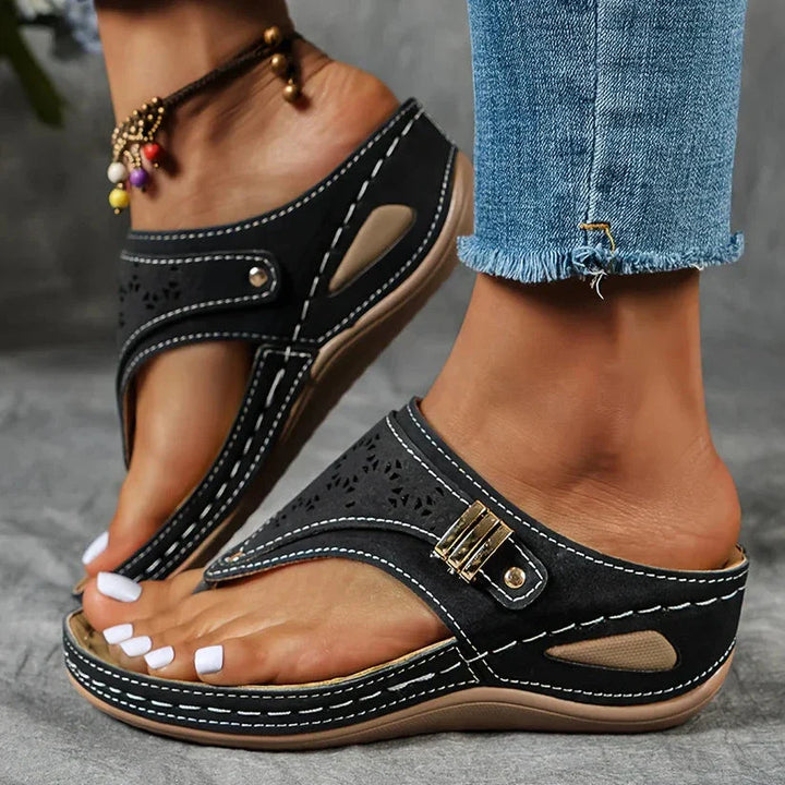 Sandales femme compensées ouvertes avec boucle